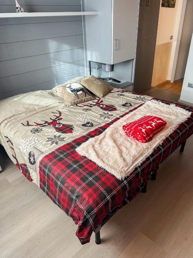 B&B Piazza Фондо Екстер'єр фото