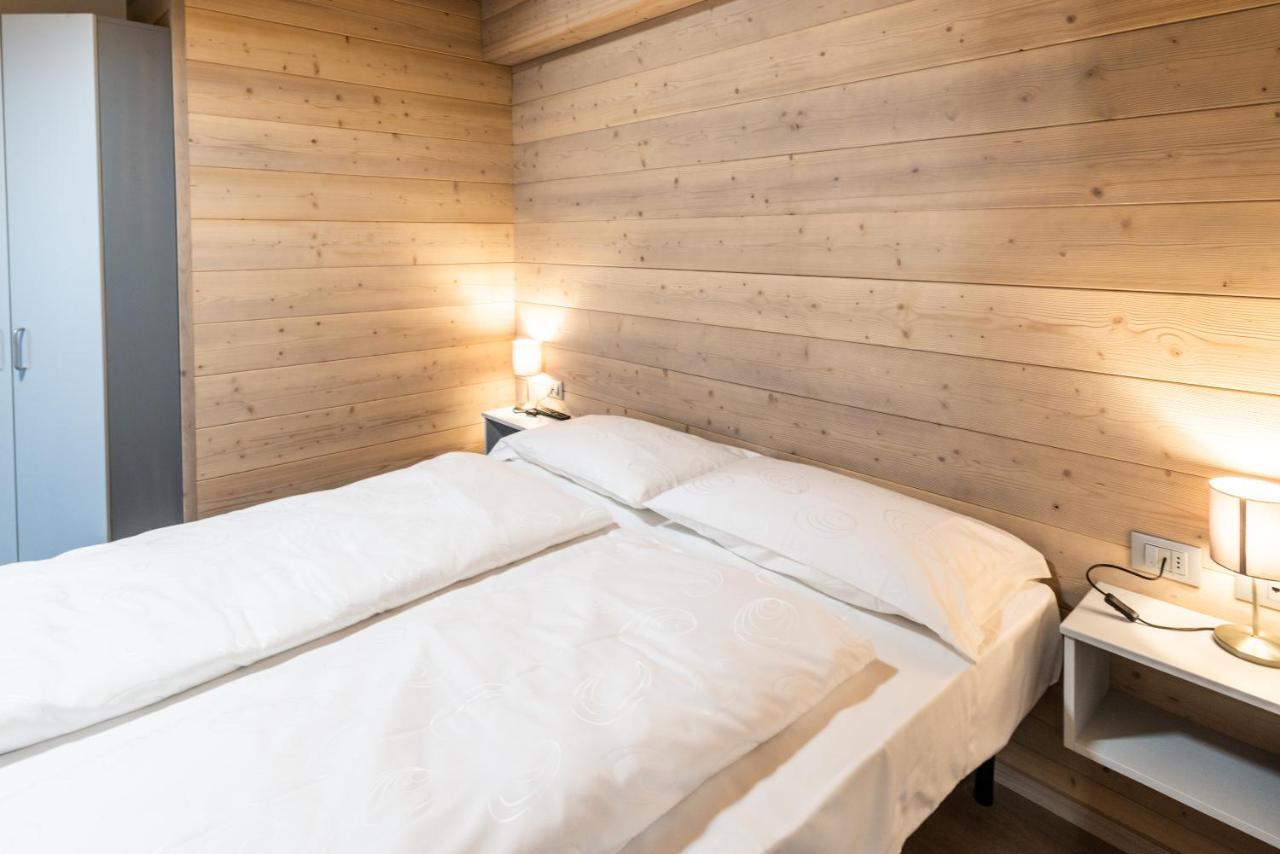 B&B Piazza Фондо Екстер'єр фото